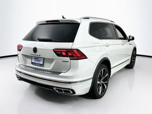 Used 2022 Volkswagen Tiguan SEL R-Line AWD/4WD image 5