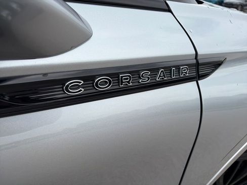 Used 2023 Lincoln Corsair FWD w/ Equipment Group 101A image 9