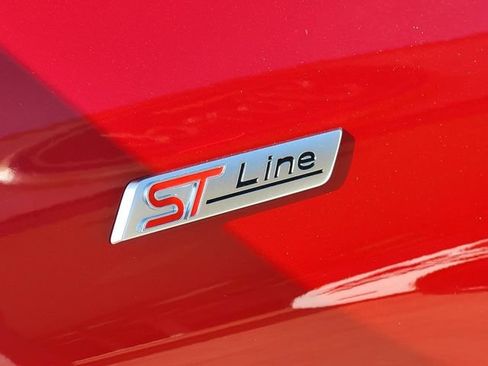 Used 2025 Ford Explorer ST-Line w/ Premium Package RWD image 8