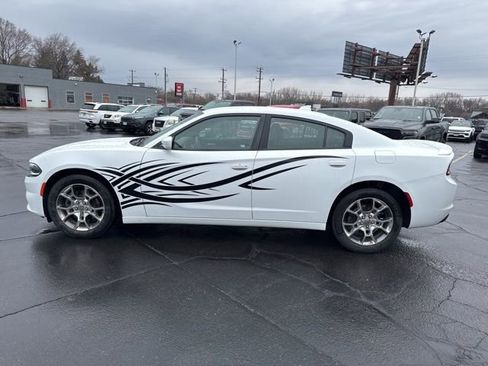 Used 2016 Dodge Charger SXT w/ Rallye Group image 6