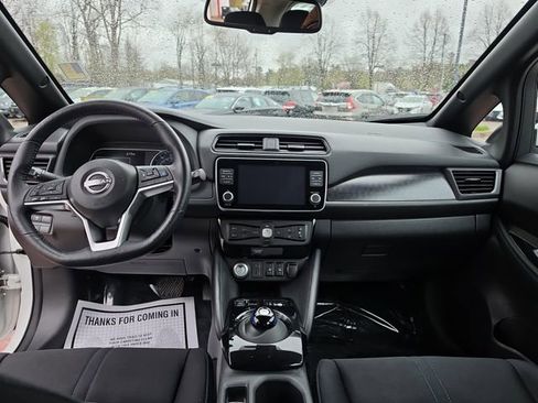 Used 2024 Nissan Leaf SV Plus FWD image 12