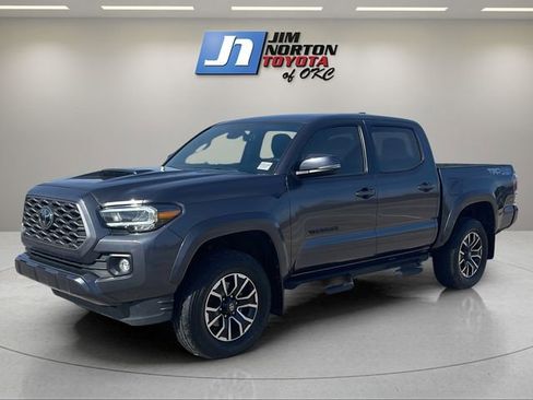 Used 2023 Toyota Tacoma TRD Sport image 1