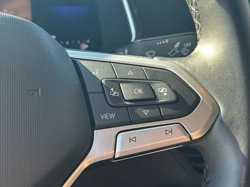 Used 2023 Volkswagen Jetta SE image 26