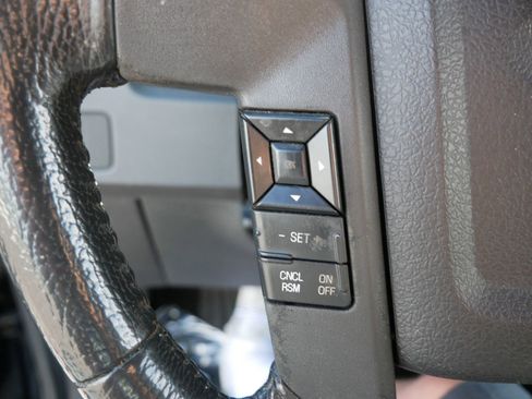 Used 2012 Ford F150 XLT w/ XLT Chrome Pkg AWD/4WD image 25