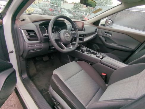 Used 2023 Nissan Rogue SV AWD/4WD image 7