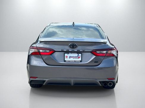 Used 2021 Toyota Camry SE FWD image 6