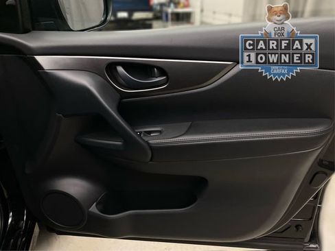 Used 2022 Nissan Rogue Sport SV w/ Technology Package image 26