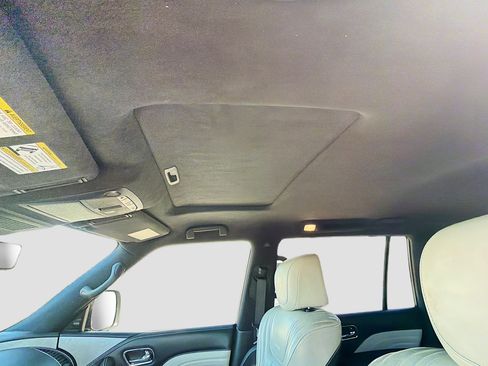 Used 2019 INFINITI QX80 Limited AWD/4WD image 28