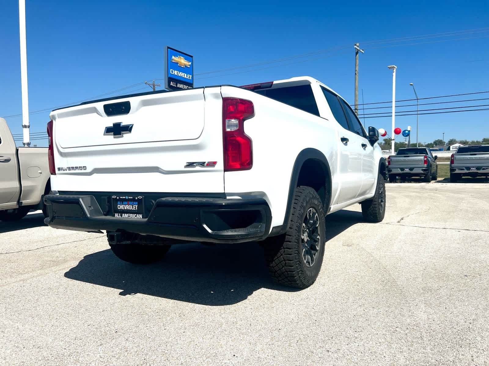 Used 2020 Chevrolet Silverado 1500 RST w/ Texas Edition AWD/4WD image 9