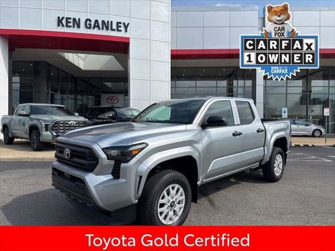 Certified 2024 Toyota Tacoma SR AWD/4WD image 1
