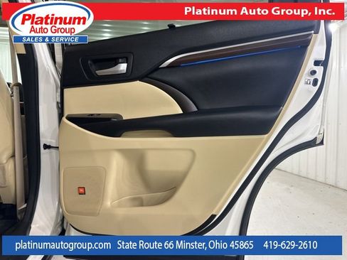 Used 2016 Toyota Highlander Limited image 50