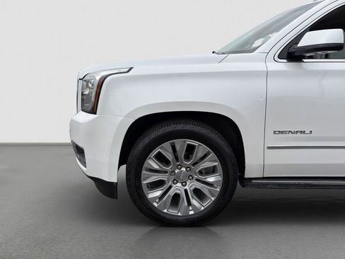 Used 2016 GMC Yukon Denali w/ Open Road Package AWD/4WD image 22