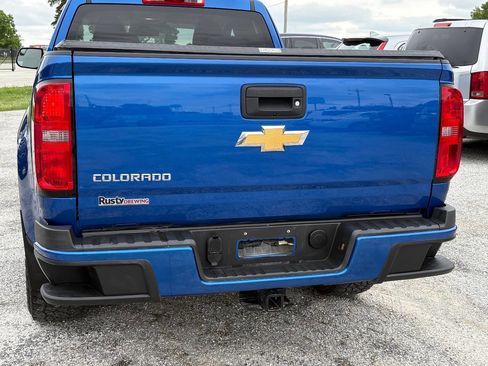 Used 2020 Chevrolet Colorado W/T w/ WT Convenience Package AWD/4WD image 11