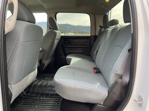 Used 2018 RAM 2500 Tradesman w/ Chrome Appearance Group AWD/4WD image 20
