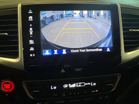 Used 2017 Honda Pilot Elite image 23