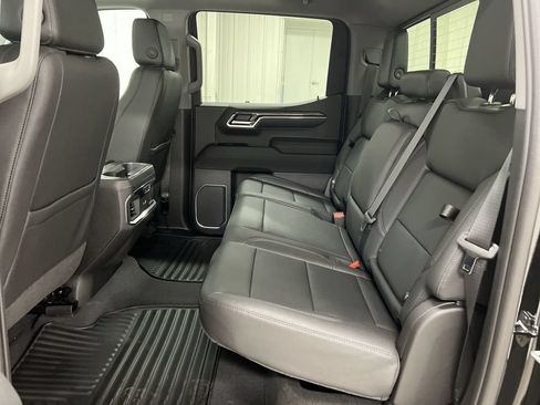 Used 2023 Chevrolet Silverado 1500 LTZ w/ LTZ Convenience Package II AWD/4WD image 24