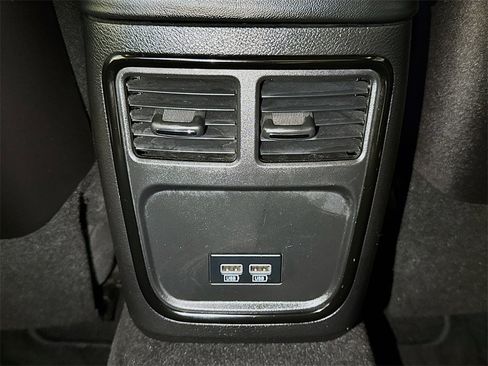 Used 2019 Dodge Charger GT w/ Blacktop Package image 22