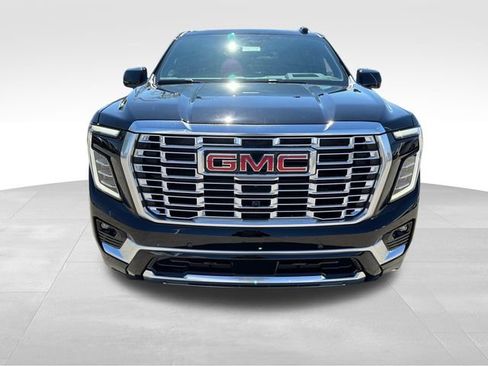 New 2026 GMC Yukon XL Denali w/ Denali Reserve Package AWD/4WD image 2