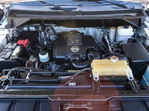 Used 2016 Nissan NV 3500 SV w/ SV Technology Package image 27