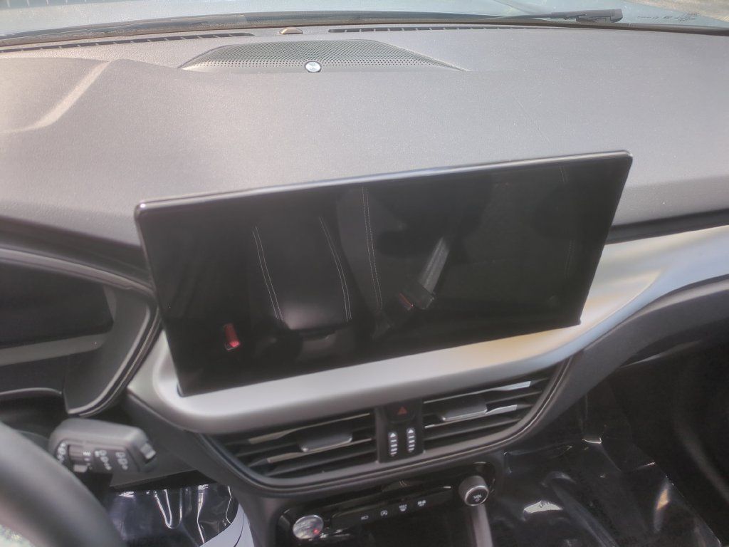 Used 2023 Ford Escape Active w/ Tech Pack #2 AWD/4WD image 18