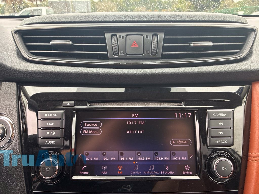 Used 2018 Nissan Rogue SL w/ Premium Package AWD/4WD image 33