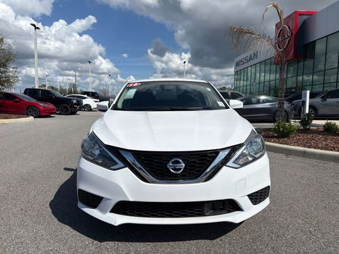 Used 2018 Nissan Sentra SV image 3