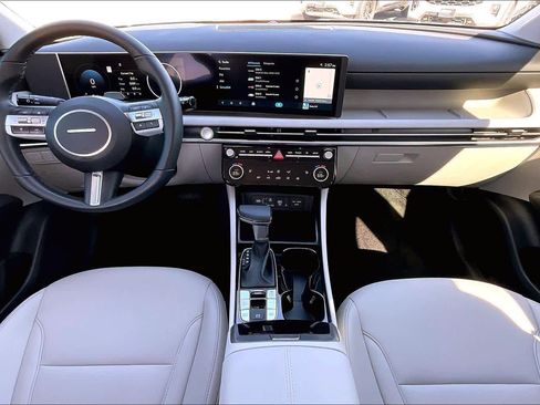 Used 2025 Hyundai Tucson SEL image 16