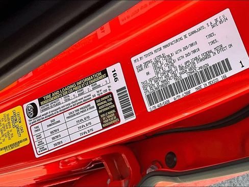 Certified 2024 Toyota Tacoma TRD Off-Road w/ TRD Off Road Premium Package AWD/4WD image 22