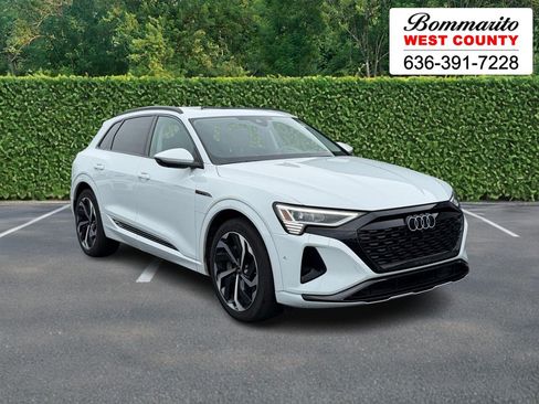 Used 2024 Audi Q8 e-tron Premium Plus AWD/4WD image 1