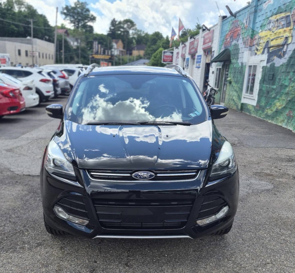 Used 2016 Ford Escape Titanium w/ Equipment Group 301A AWD/4WD image 3