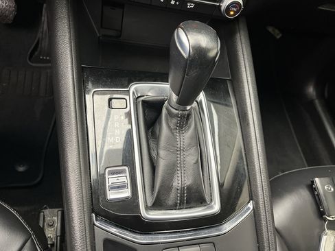 Used 2020 MAZDA CX-5 Touring image 23