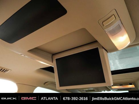 Used 2015 Toyota Land Cruiser AWD/4WD image 21
