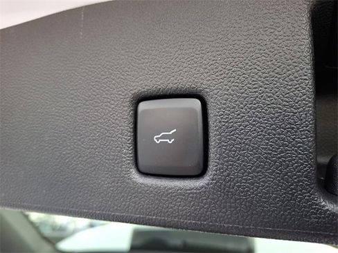 Certified 2022 Ford Escape SE w/ Convenience Package image 28