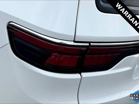 Used 2023 Jeep Wagoneer Series III w/ Preferred Equipment Group image 22