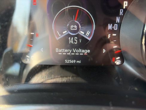 Used 2019 Dodge Challenger R/T w/ Driver Convenience Group image 16