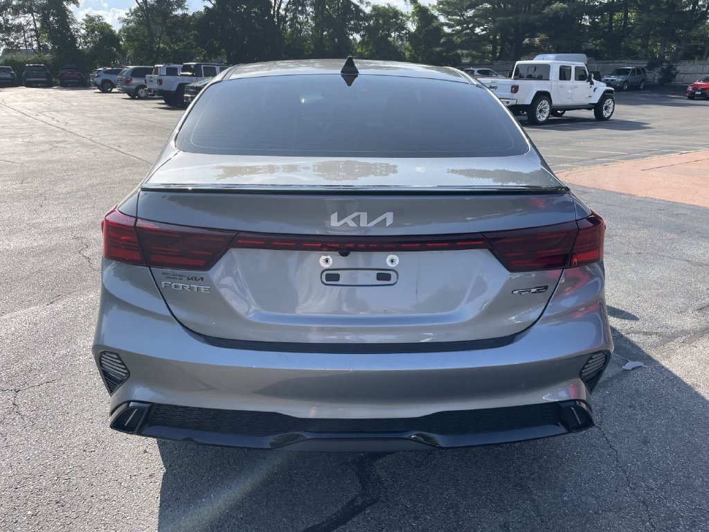 Used 2023 Kia Forte GT-Line w/ GT-Line Premium Package FWD image 4