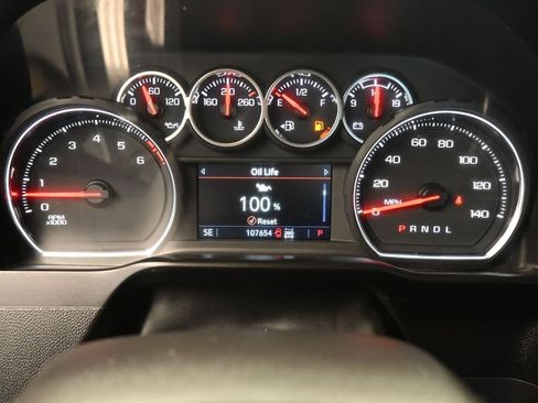 Used 2021 Chevrolet Silverado 1500 LT Trail Boss image 31