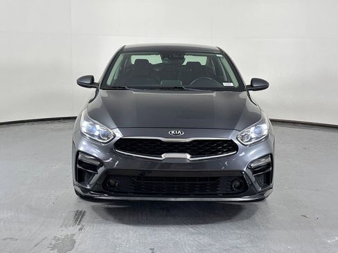 Used 2019 Kia Forte S image 2