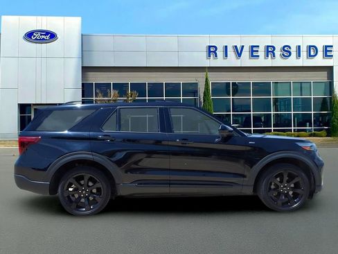 Used 2022 Ford Explorer ST-Line AWD/4WD image 8