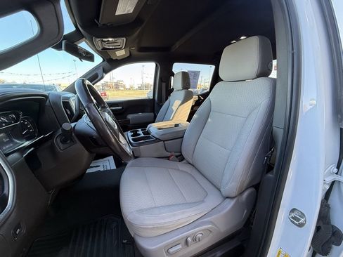 Used 2021 GMC Sierra 1500 SLE w/ X31 Off-Road Package image 9