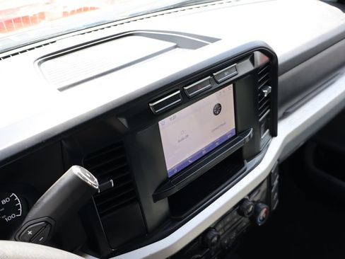 Used 2023 Ford F550 2WD Regular Cab Super Duty w/ XLT Value Package image 29