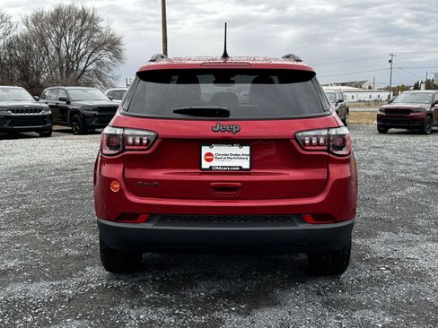 New 2026 Jeep Compass Latitude AWD/4WD image 22