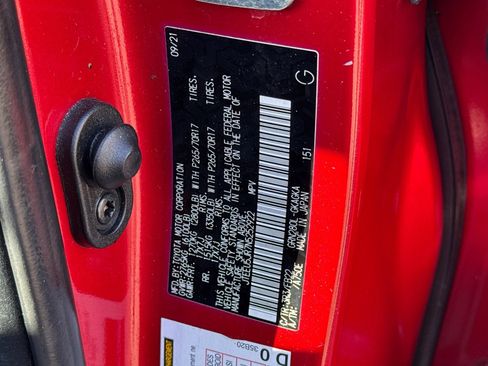 Used 2022 Toyota 4Runner SR5 image 57