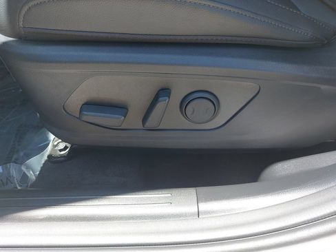 Certified 2025 Hyundai Santa Cruz SEL FWD image 30