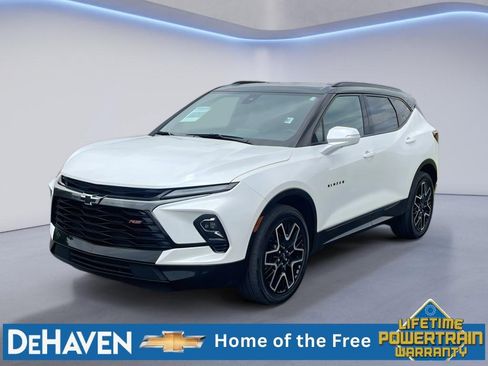 Used 2023 Chevrolet Blazer RS w/ Enhanced Convenience Package AWD/4WD image 2