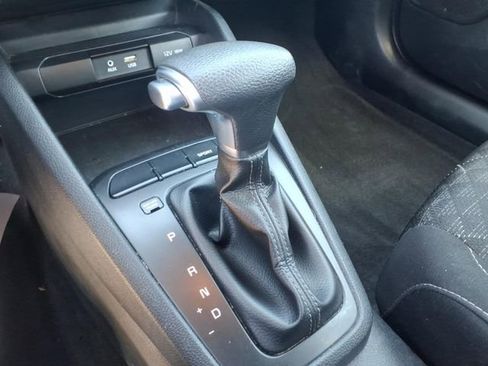 Used 2019 Kia Rio S FWD image 19