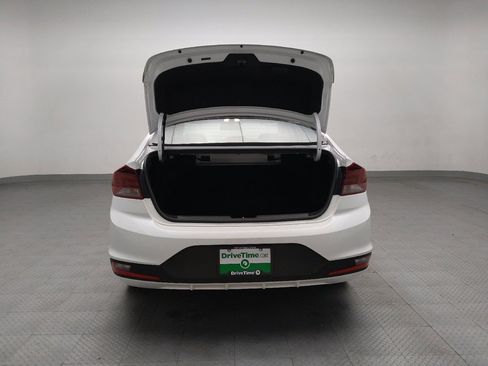 Used 2019 Hyundai Elantra SE w/ Cargo Package image 29