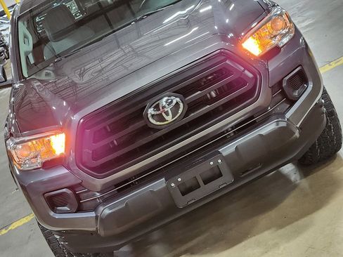 Used 2021 Toyota Tacoma SR w/ SR Convenience Package RWD image 19