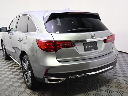 Used 2019 Acura MDX w/ Technology & Entertainment AWD/4WD image 4