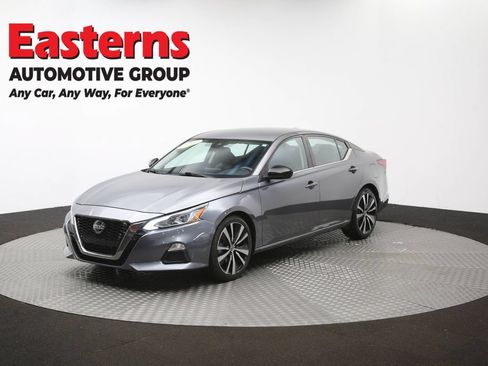 Used 2022 Nissan Altima 2.5 SR FWD image 55